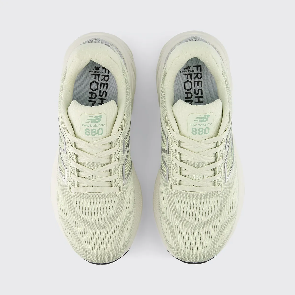 Женские кроссовки для бега Fresh Foam X 880v15 New Balance, светло-серый — фото 4