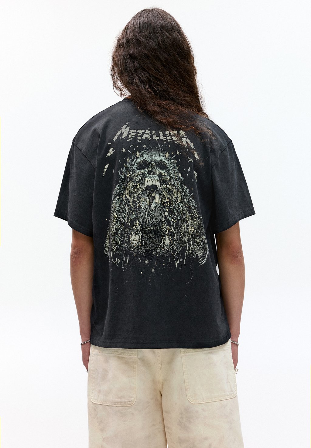 

Футболка с принтом METALLICA SKULL PULL&BEAR, черный
