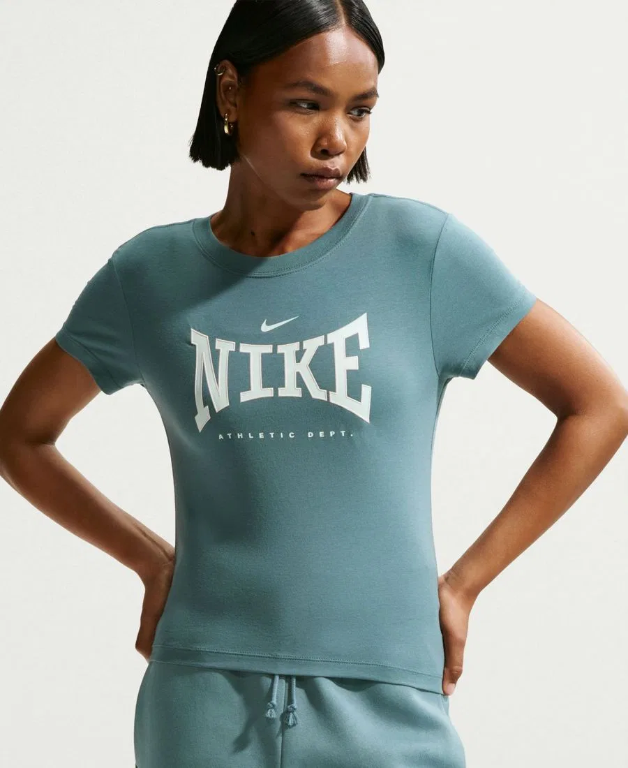 Женская спортивная облегающая футболка Nike — фото 2