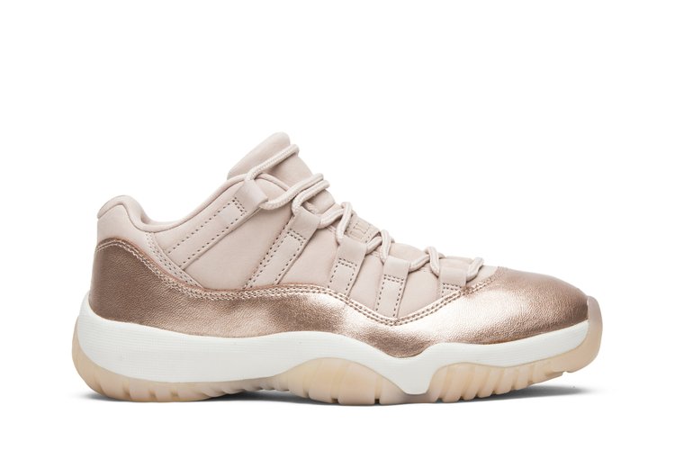 

Кроссовки Air Jordan Wmns Air Jordan 11 Retro Low 'Rose Gold', золотой, Золотой;желтый, Кроссовки Air Jordan Wmns Air Jordan 11 Retro Low 'Rose Gold', золотой