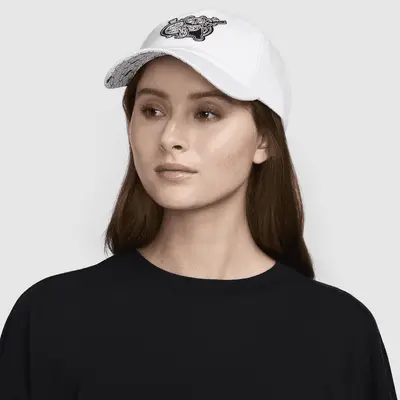 

Бейсболка Nike Naomi Osaka Dri-FIT Club Unstructured Cap, белый/черный