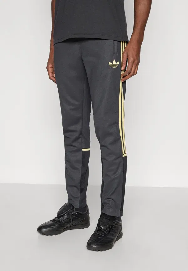 Толстовка Lfc club wear Adidas Performance, антрацит