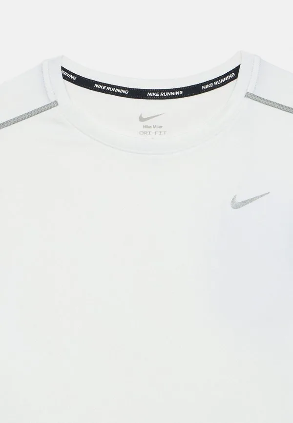 Спортивная футболка унисекс miler Nike Performance, White — фото 4