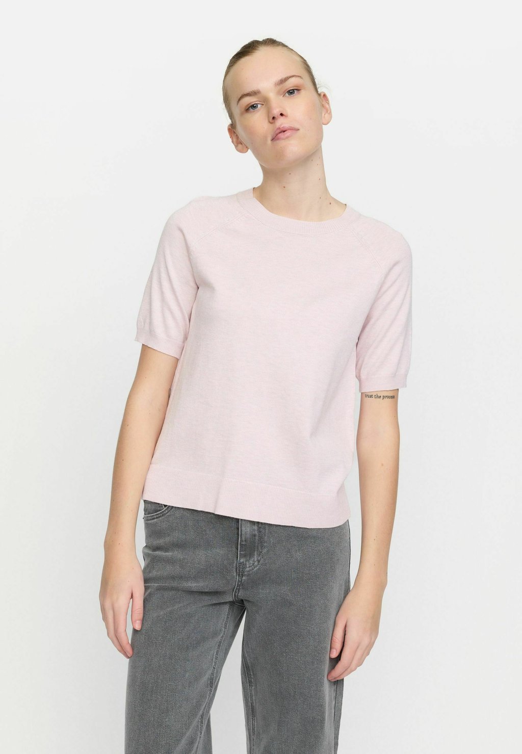 

Базовая футболка MARLA O-NECK Soft Rebels, розовый