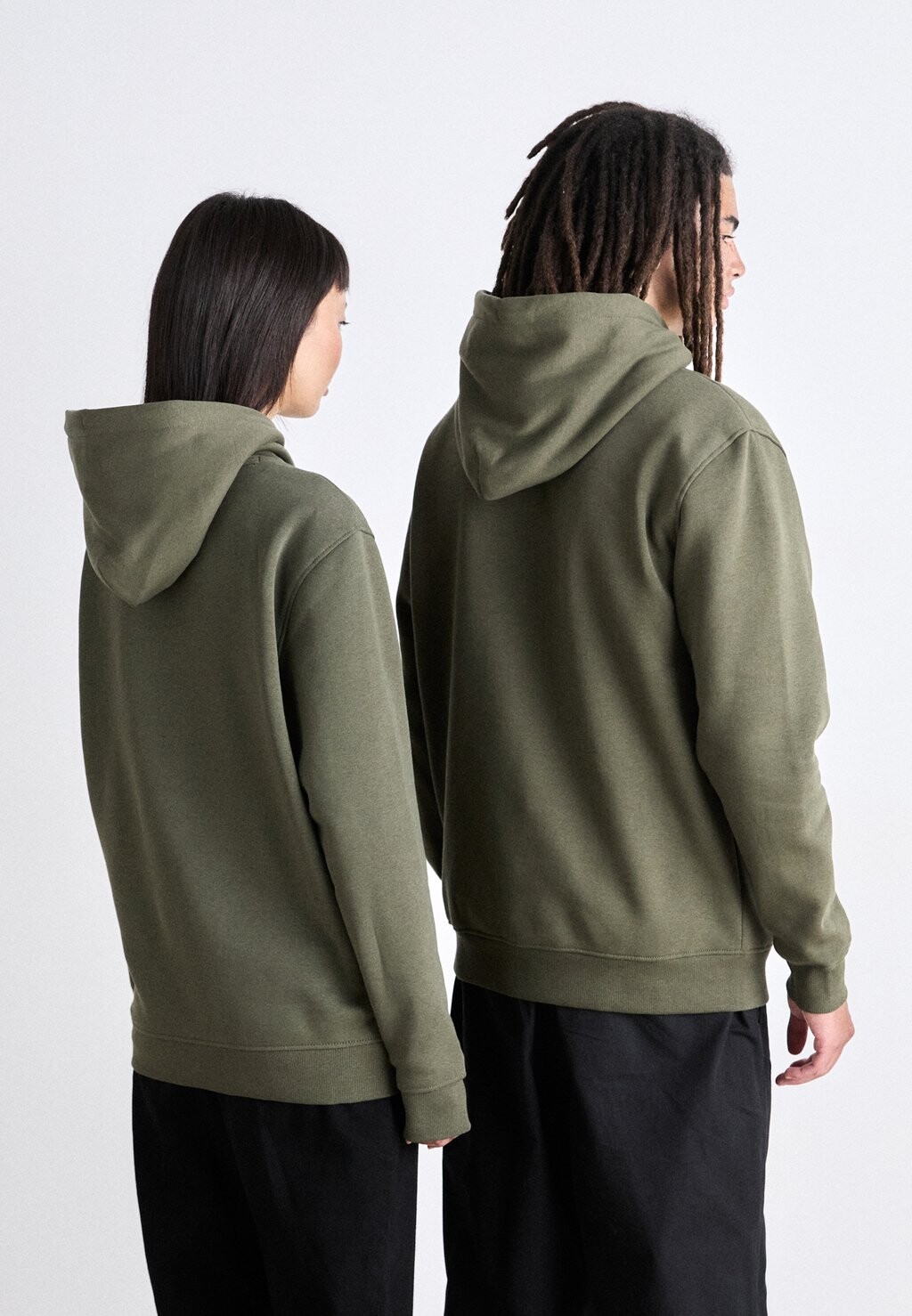

Толстовка с капюшоном LINEAR HOOD UNISEX Tommy Jeans, темно-зеленый