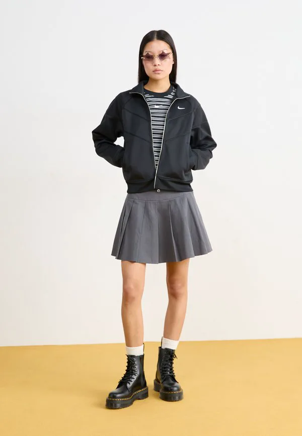 Тренировочная куртка Nike Sportswear, Black White — фото 2