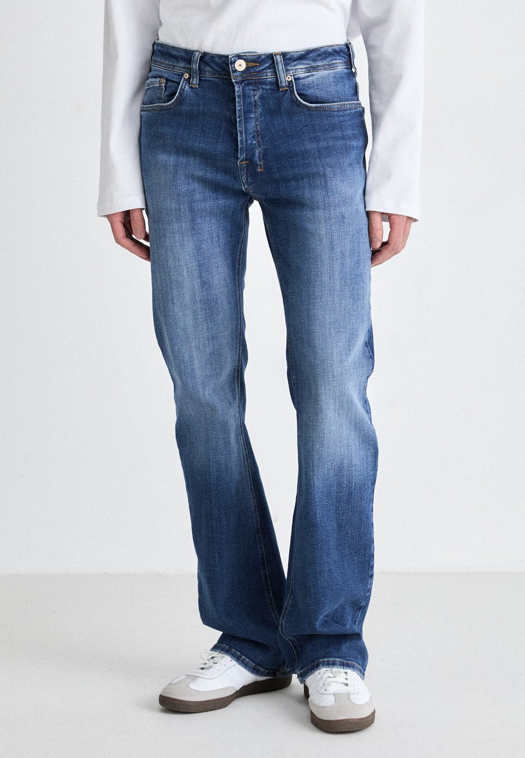 

Джинсы Bootcut TINMAN 400 MID RISE LTB, темно-синий