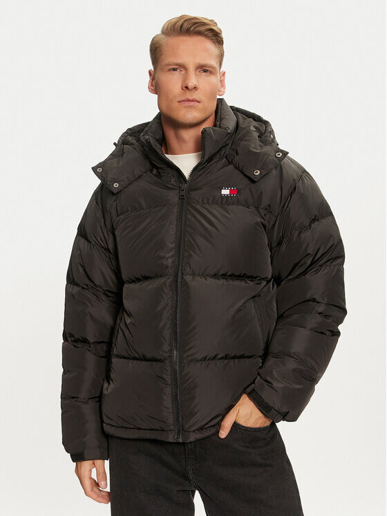 

Пуховик свободного кроя Tommy Jeans, черный
