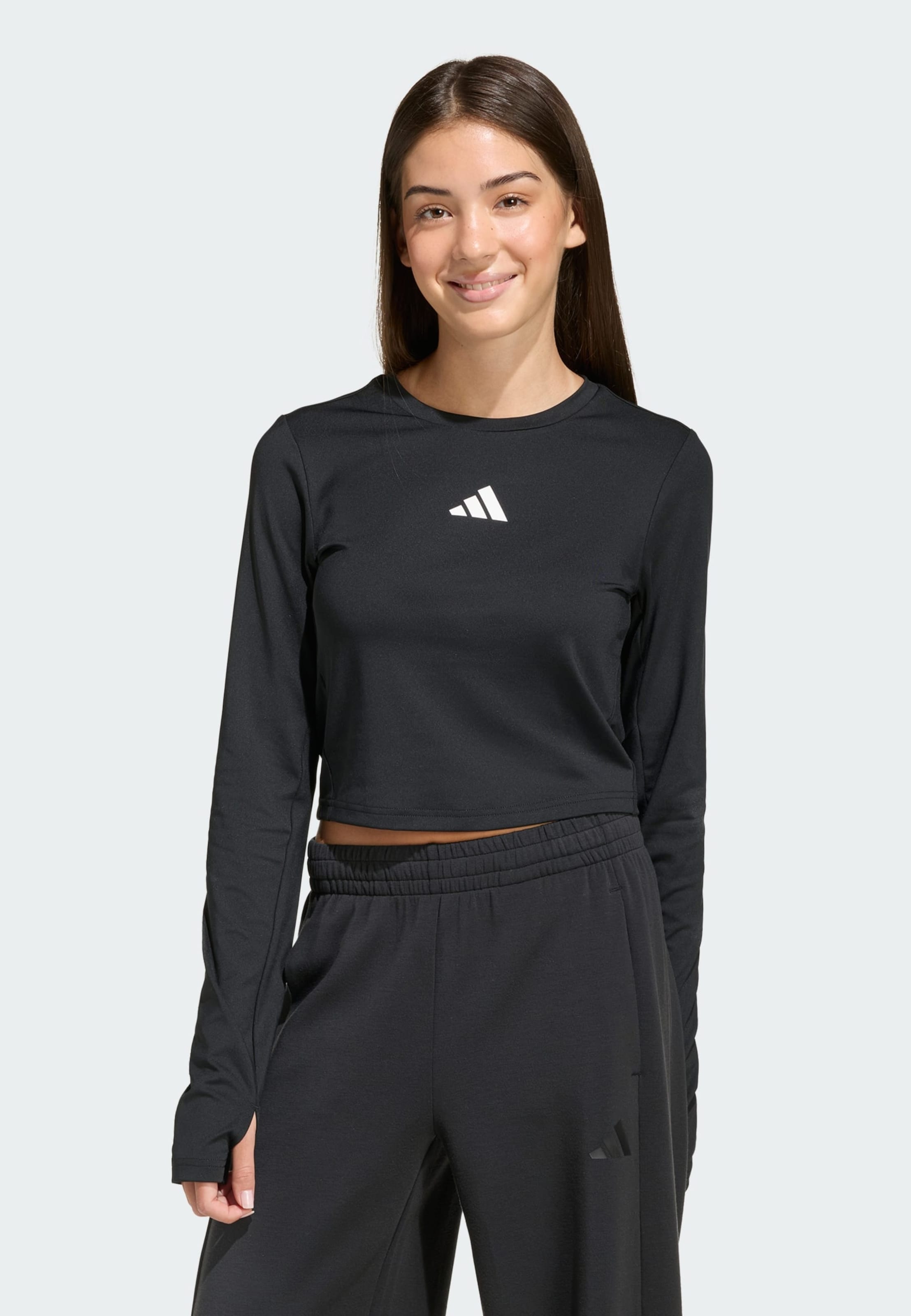 Adidas Sportswear Футболка Performance в черном цвете — фото 2