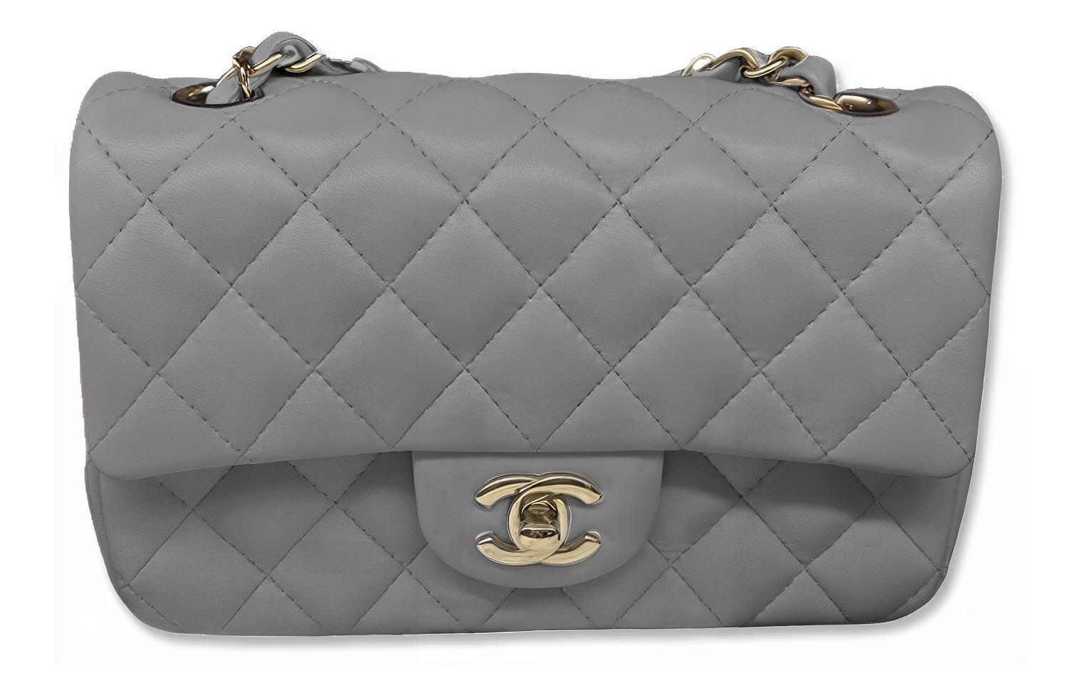 

Кожаный и металлический плечевой мини-кроссбод серый CHANEL