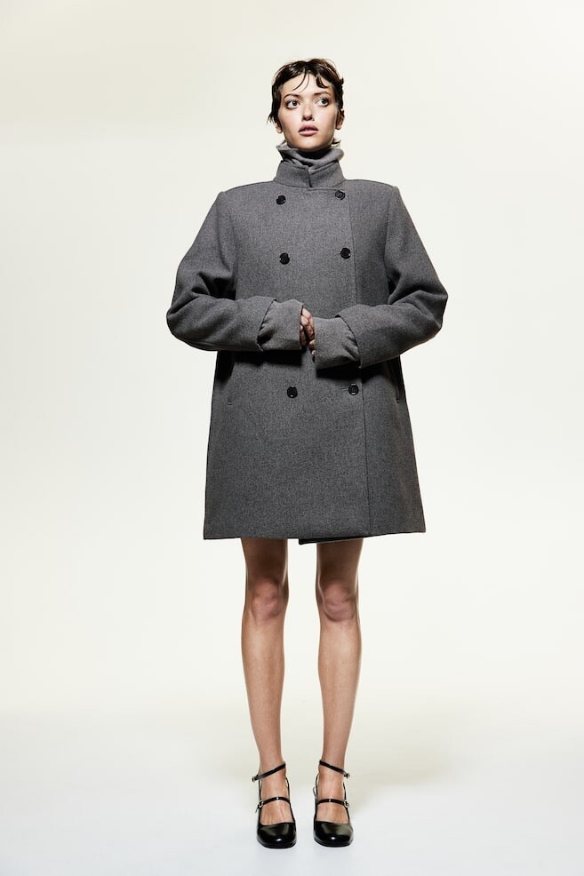

Двубортное пальто H&M, серый
