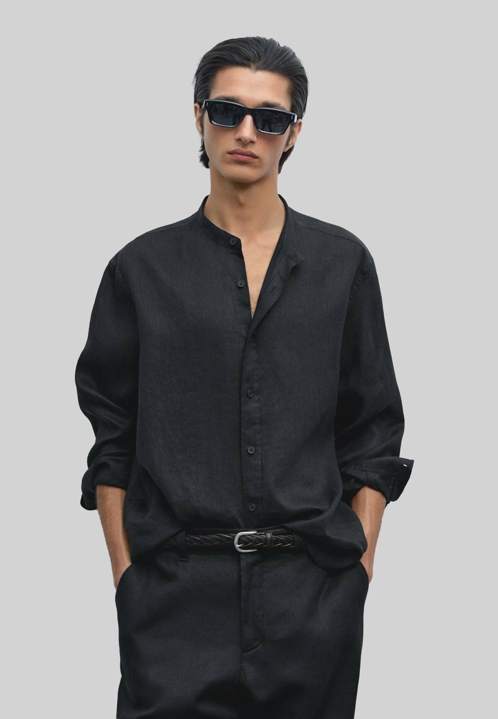 

Рубашка REGULAR FIT STAND COLLAR Massimo Dutti, черный