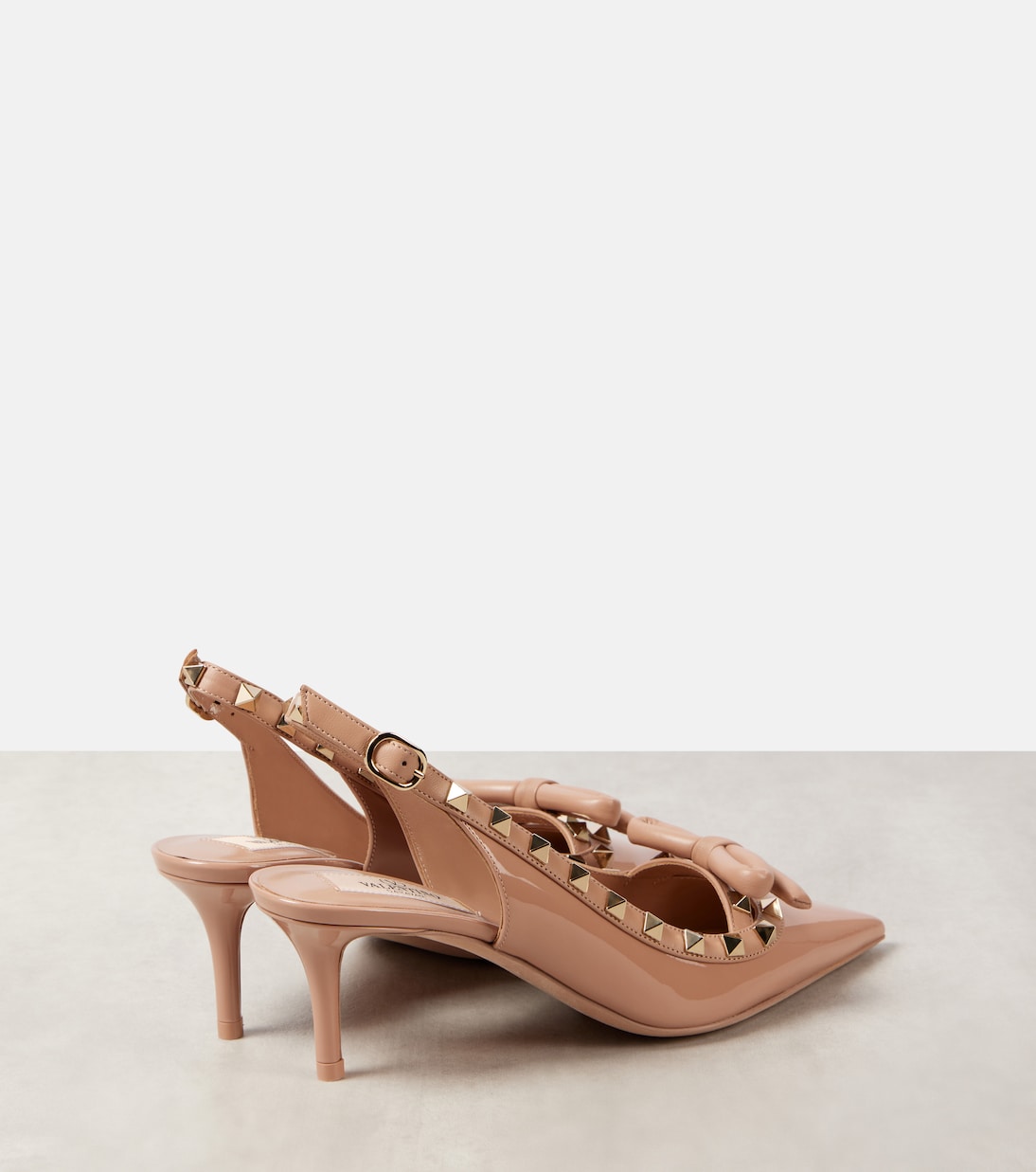 Туфли Rockstud 60 из лакированной кожи с открытой пяткой Valentino Garavani, Rose Cannelle — фото 2