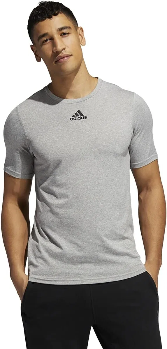 Футболка мужская с коротким рукавом adidas, цвет Medium Grey Heather-black — фото 3
