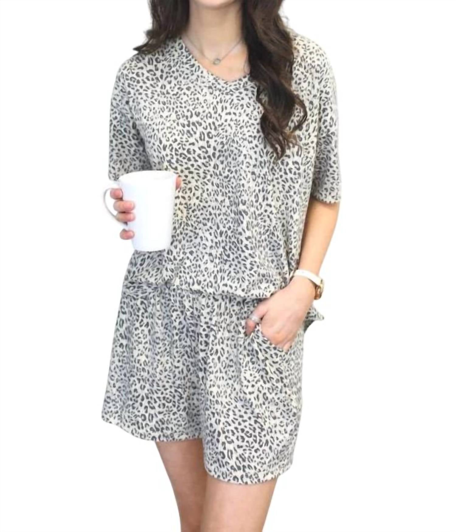 

Комплект шорт Cool Cats Lounge Wear в кремовом/черном цвете Jess Lea