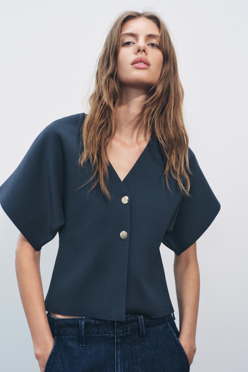 

Кардиган из однотяжной трикотажной плетки с коротким рукавом ZARA, темно-синий
