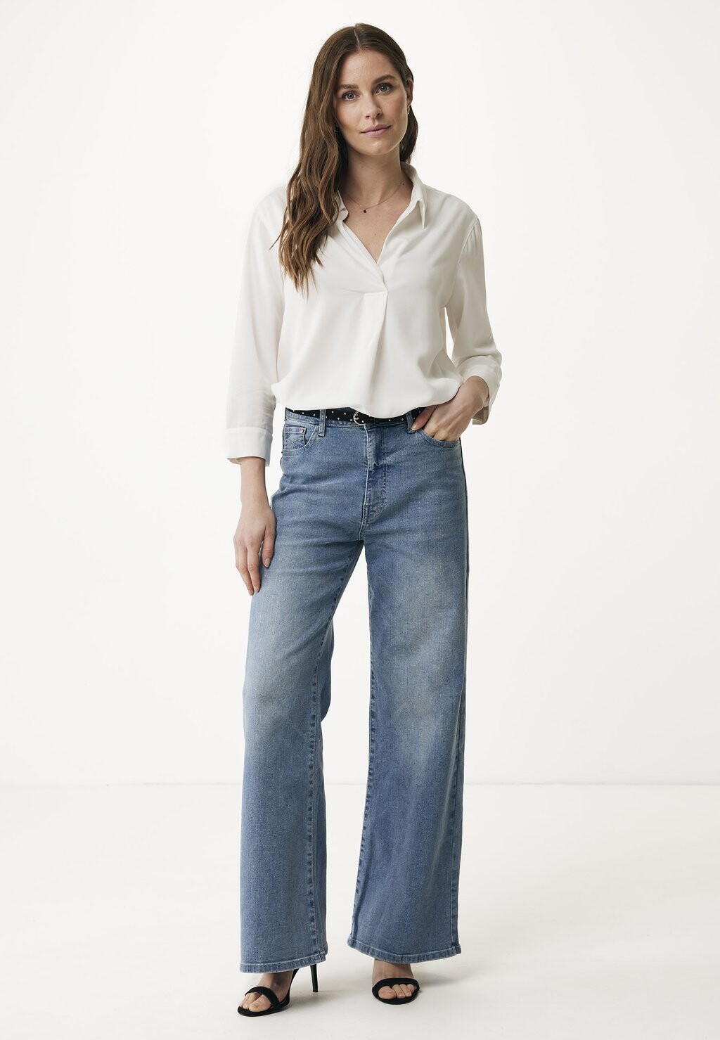 

Блуза WITH SKIPPER COLLAR Mexx, кремовый