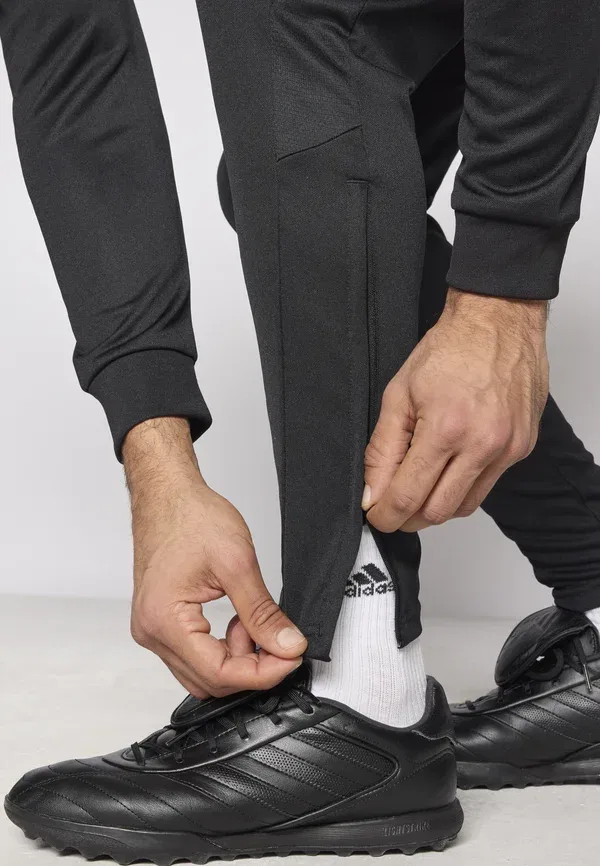 Тренировочный костюм Adidas Performance Tiro 26 Essentials, черно-белый — фото 4
