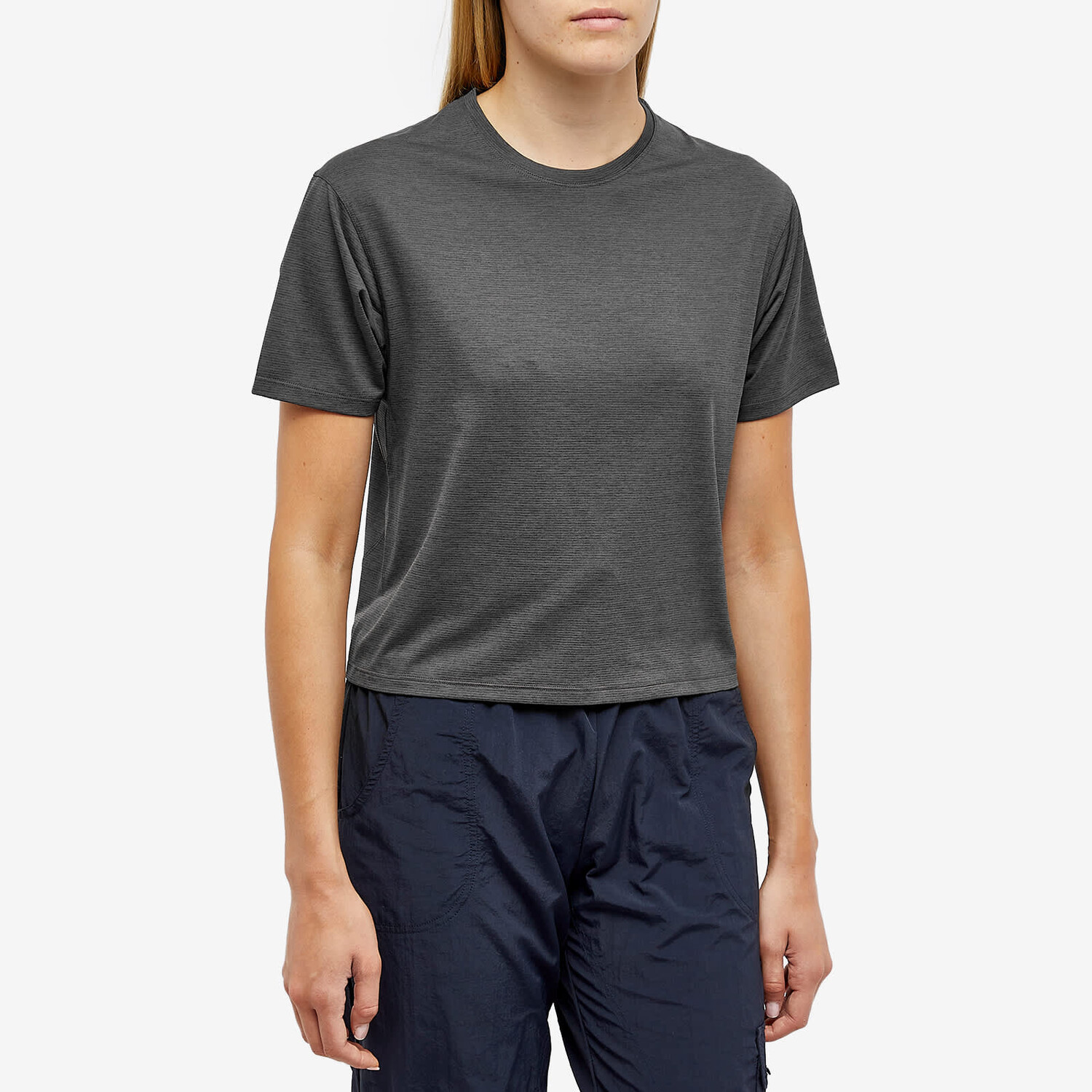 

Футболка женская Arcteryx Taema Series, черный