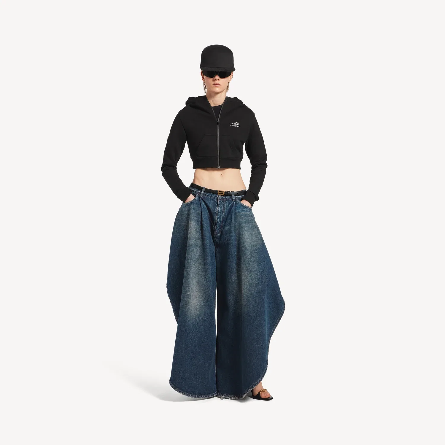 Женская толстовка-кокон Techwear черного цвета Balenciaga — фото 2