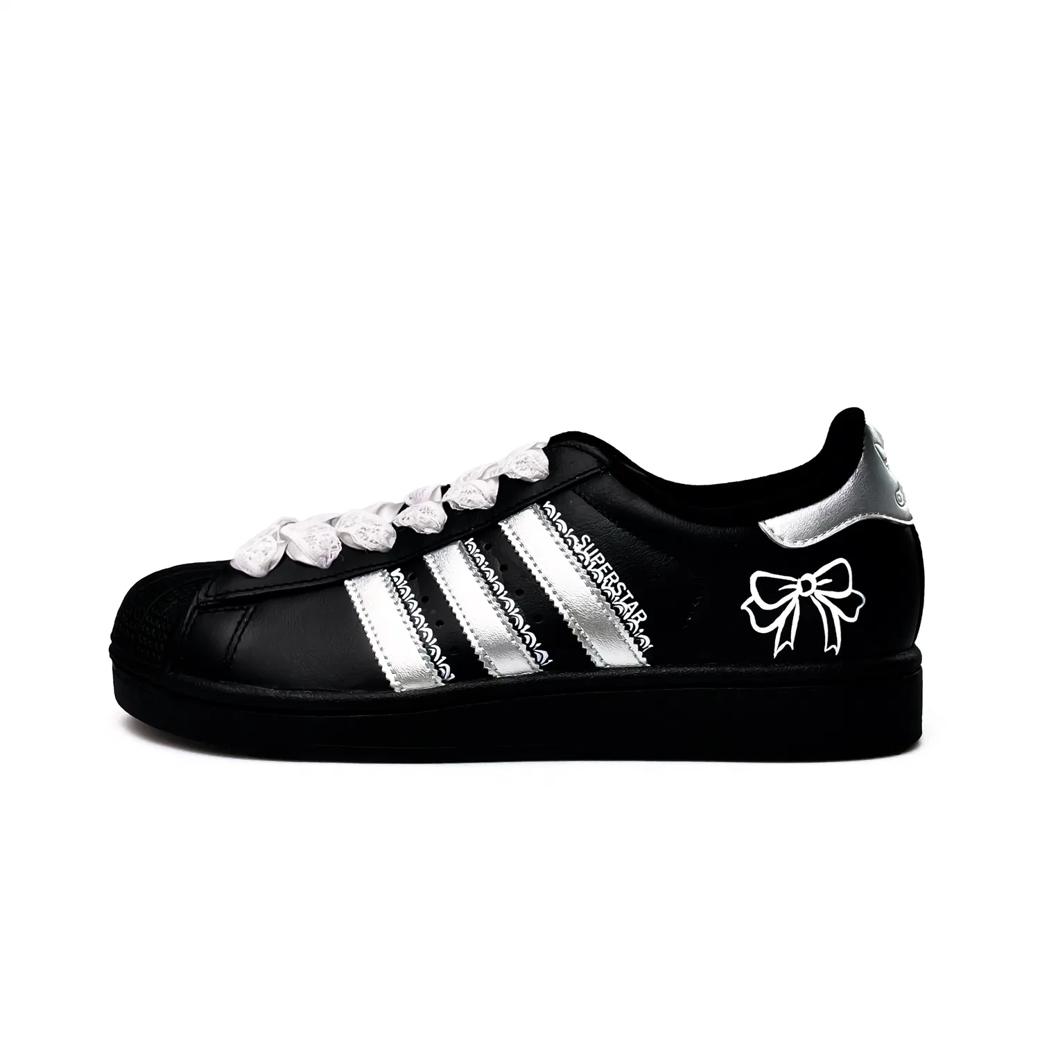 Кроссовки для скейтбординга Superstar 2 Dark Night Silver Butterfly из искусственной кожи, низкий верх, детские, серебристые Adidas Originals