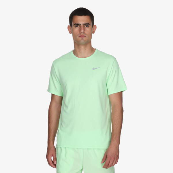 

Футболка милер Nike, зеленый