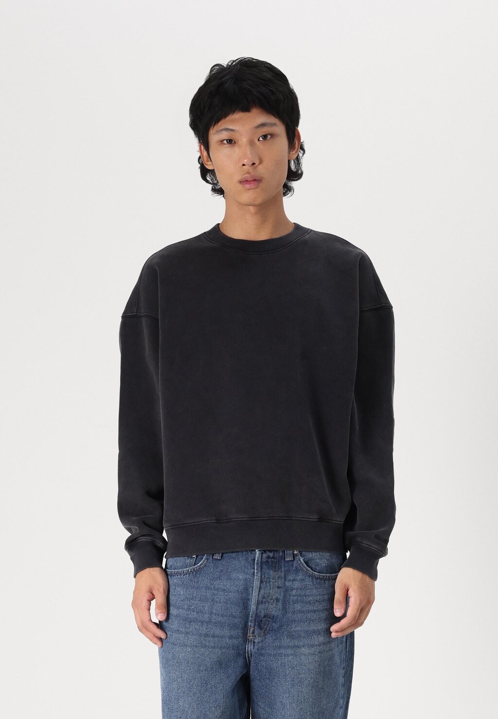 

Толстовка BOXY WASH CREW Hollister Co., черный
