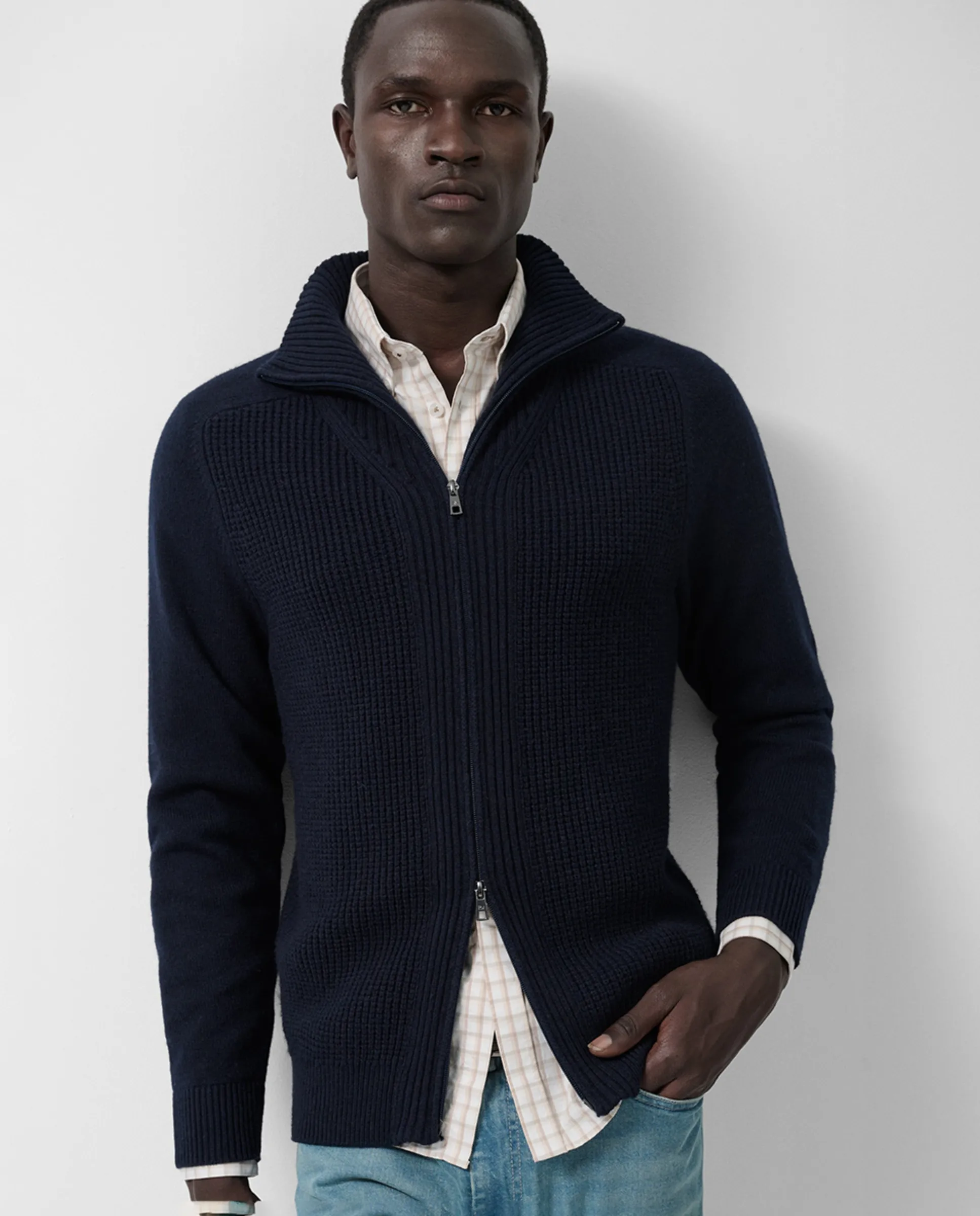 

Мужская трикотажная куртка в рубчик на молнии Roberto Verino, темно-синий