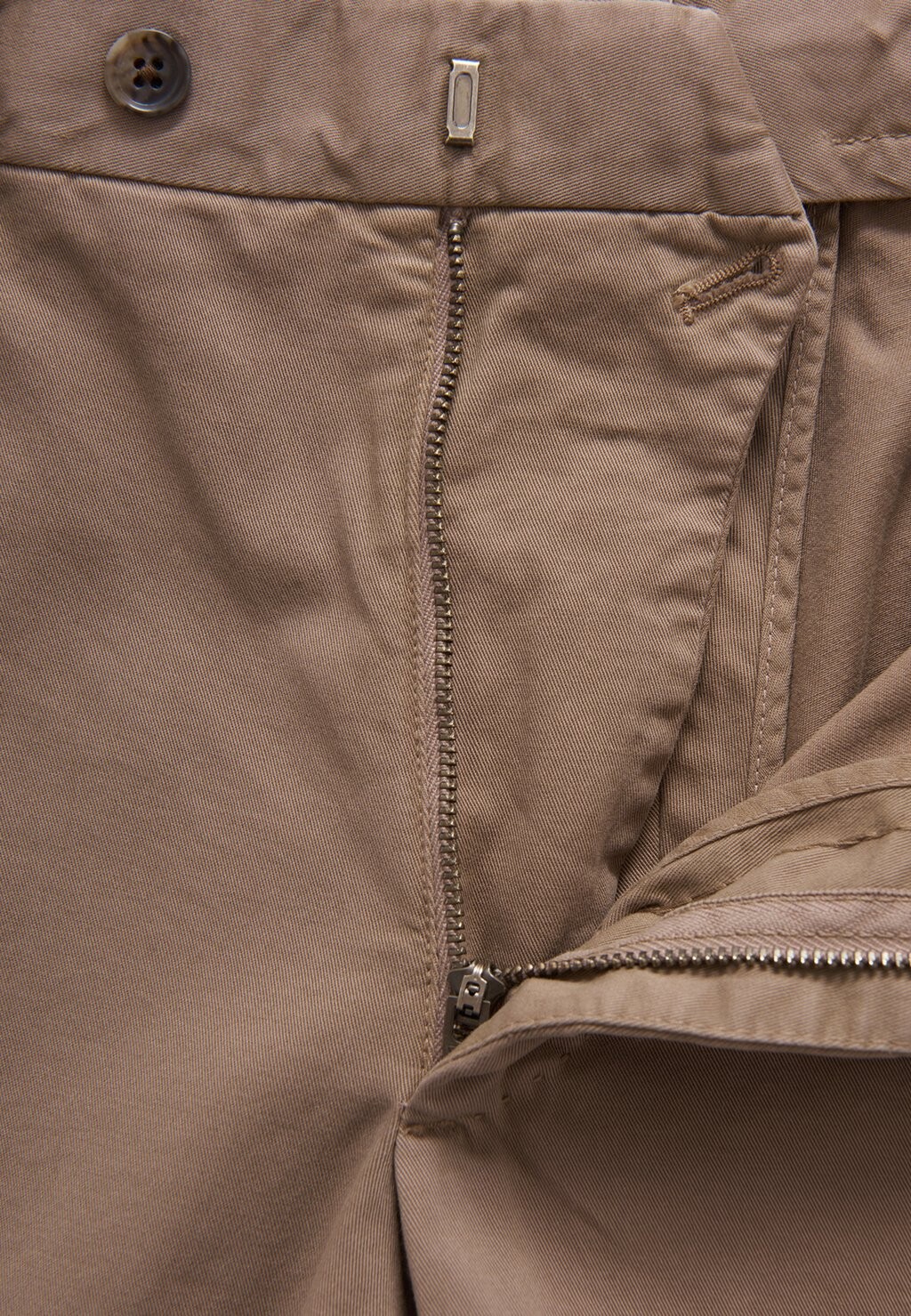 

Шорты DECLAN Oscar Jacobson, цвет Mottled Light Brown