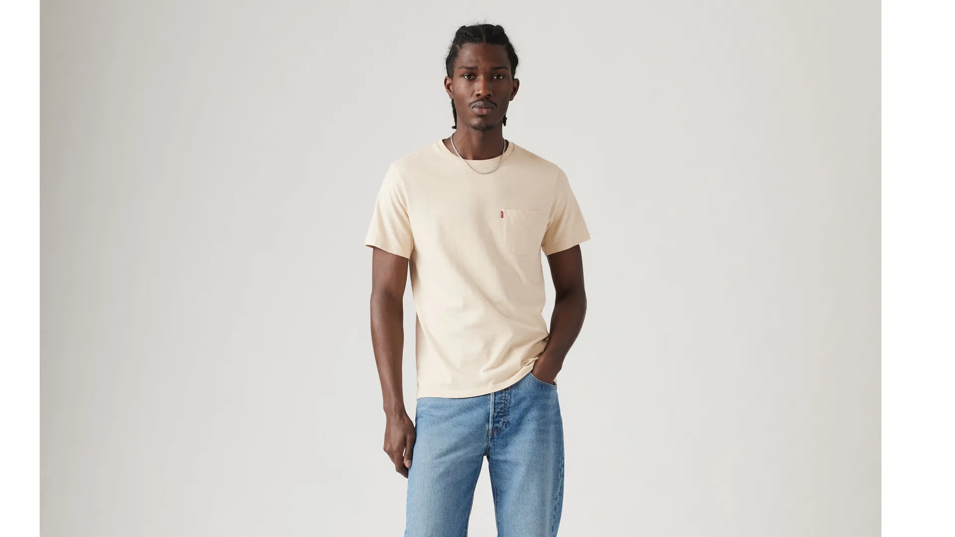 

Классическая футболка с карманами Levi's, цвет Fog - Neutrals