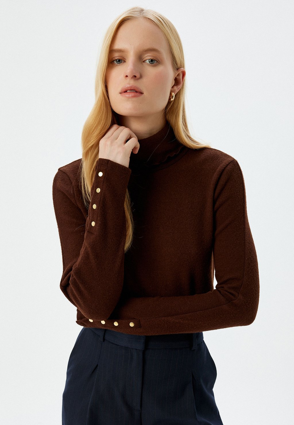 

Джемпер TURTLENECK Koton, коричневый