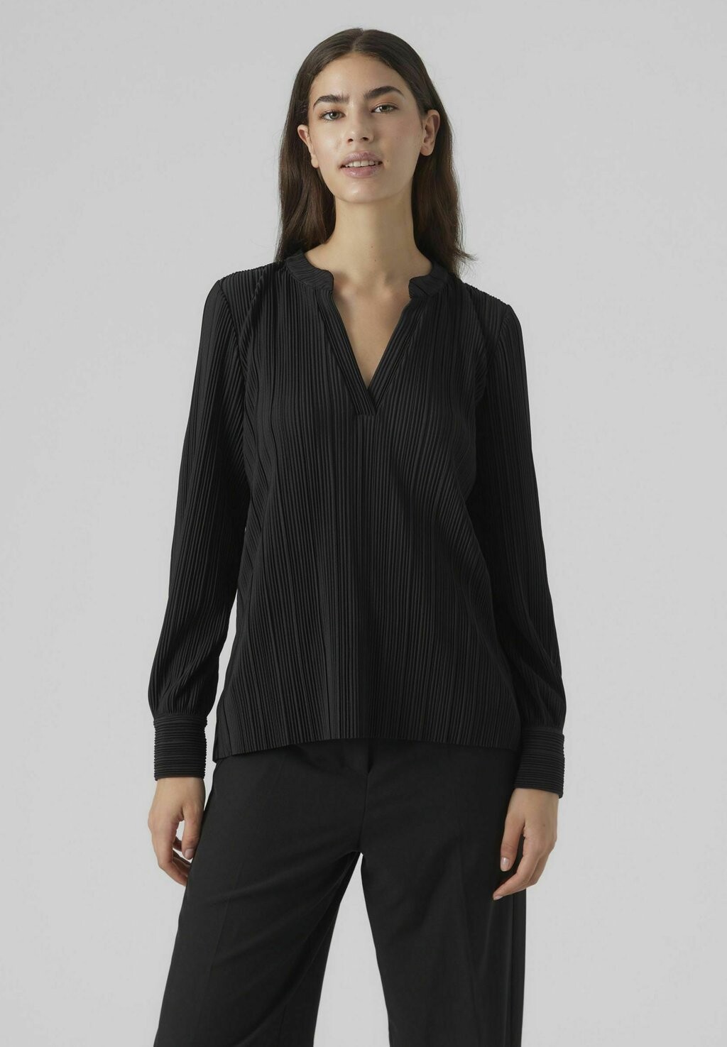 

Блузка Vero Moda ВМАУРОРА, черный