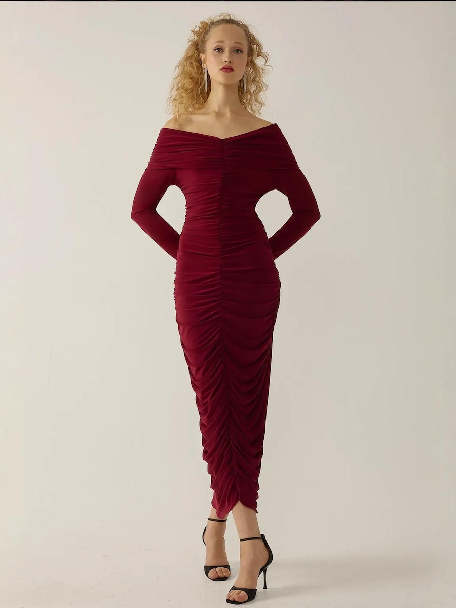 

Платье Hiccup, красный