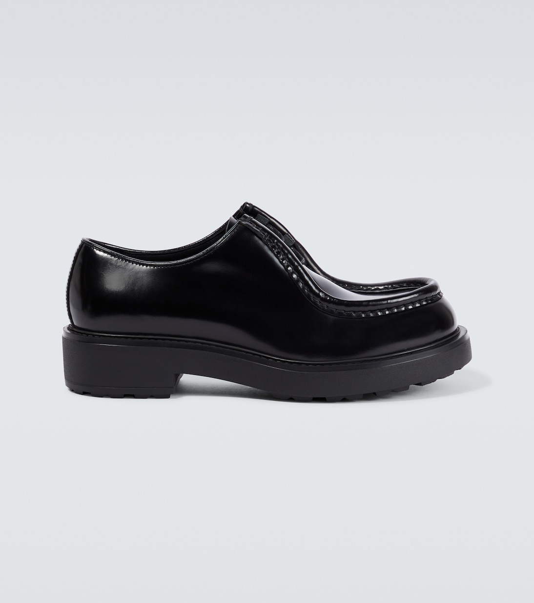 

Диапазон кожаные лоферы Prada, черный
