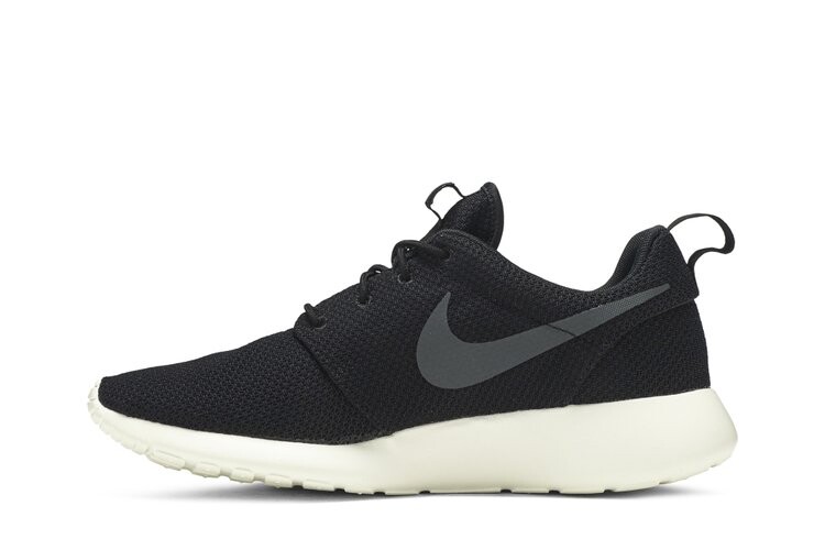 Кроссовки Nike Roshe One 'Anthracite', черный — фото 3