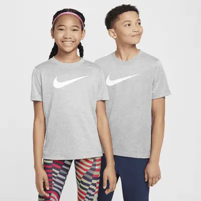 

Футболка Nike Legend, цвет Tumbled Grey/Flat Silver/Heather