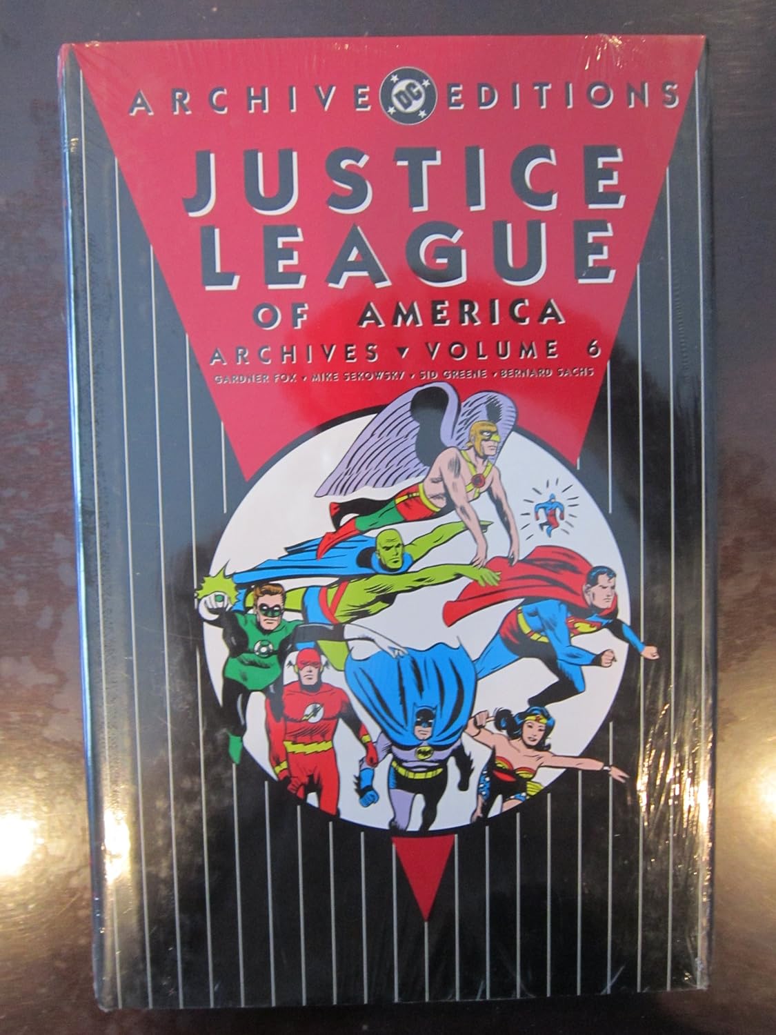 

Justice League of America - Archives, Volume 6 (Archive Editions (Graphic Novels)) (DC Comics)