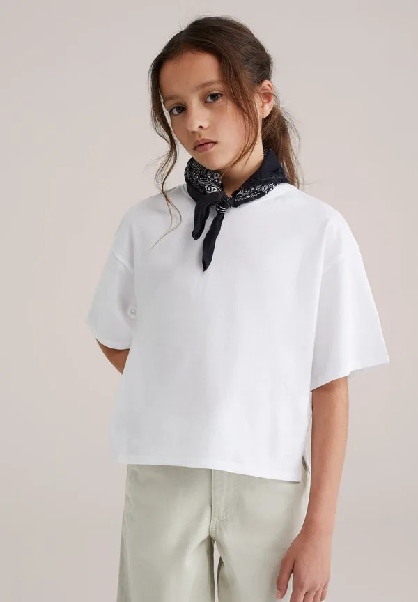 Простая футболка We Fashion, White — фото 4