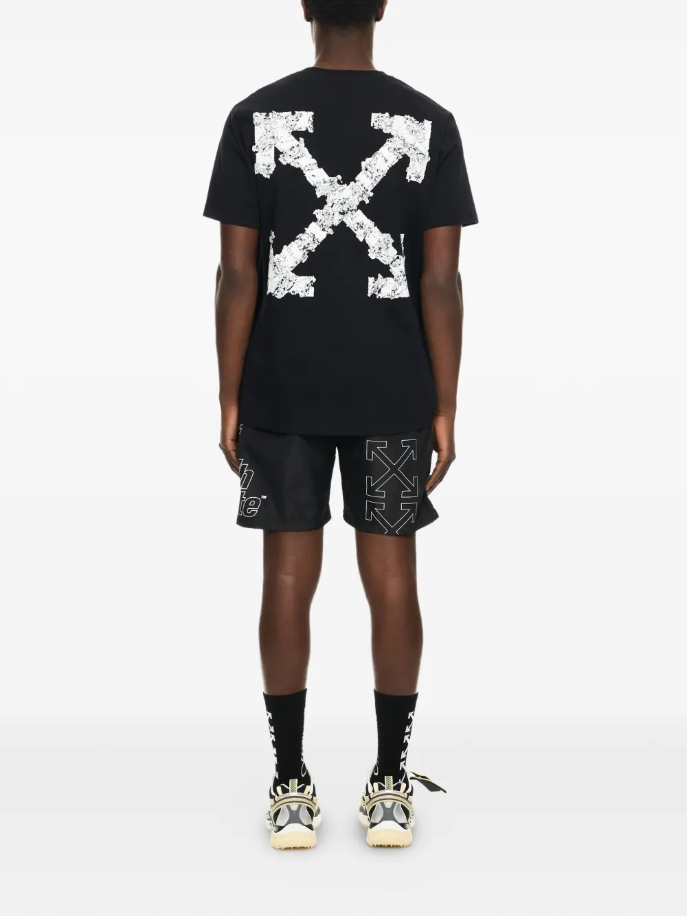 Футболка с геральдической стрелой Off-White, черный — фото 3