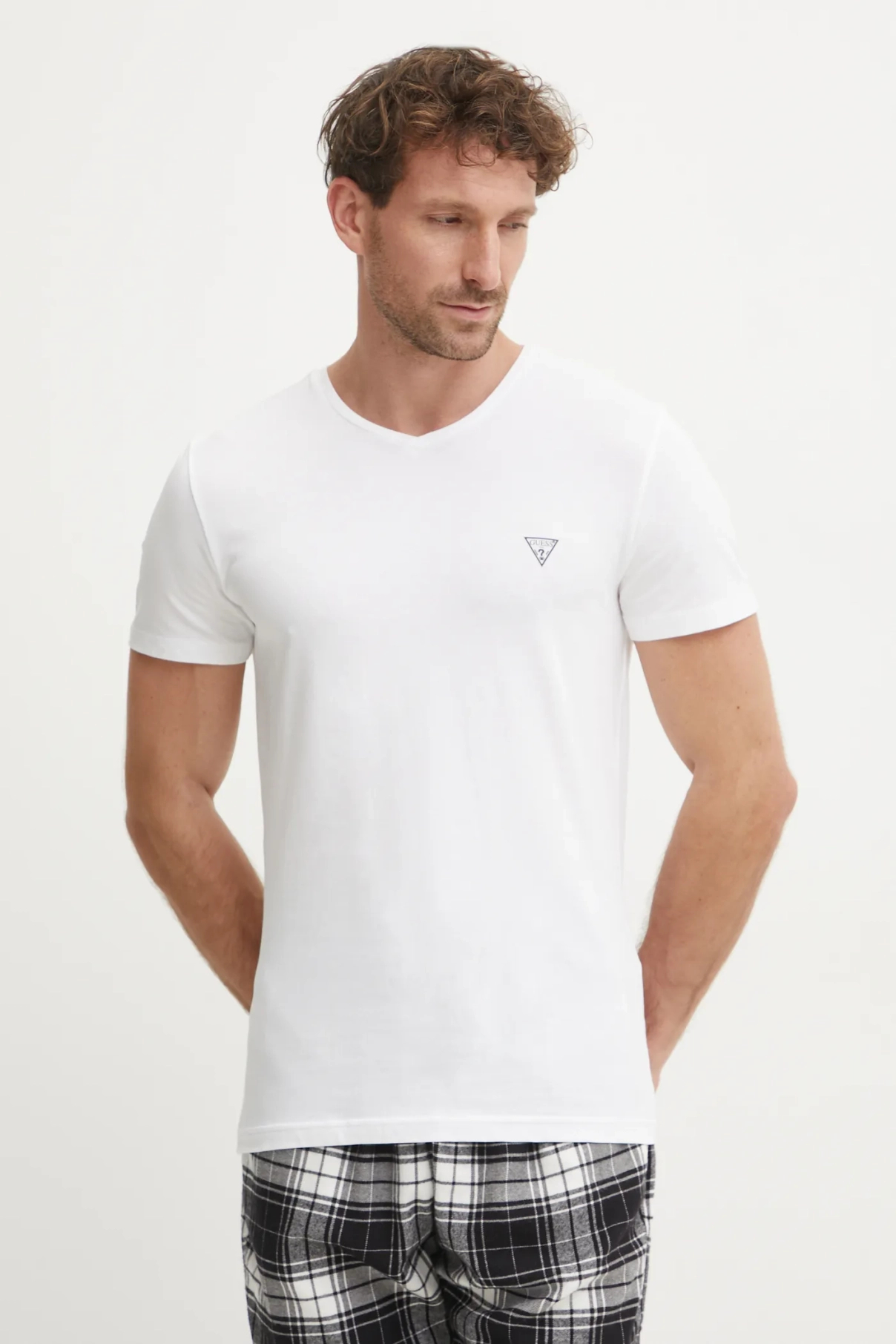 

КАЛЕВ футболка Guess, белый