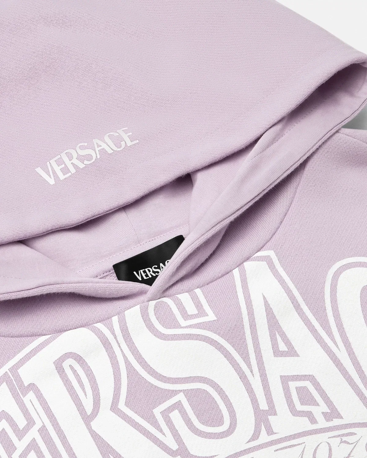 Детская толстовка с капюшоном из хлопкового трикотажа с принтом Versace, фиолетовый — фото 4