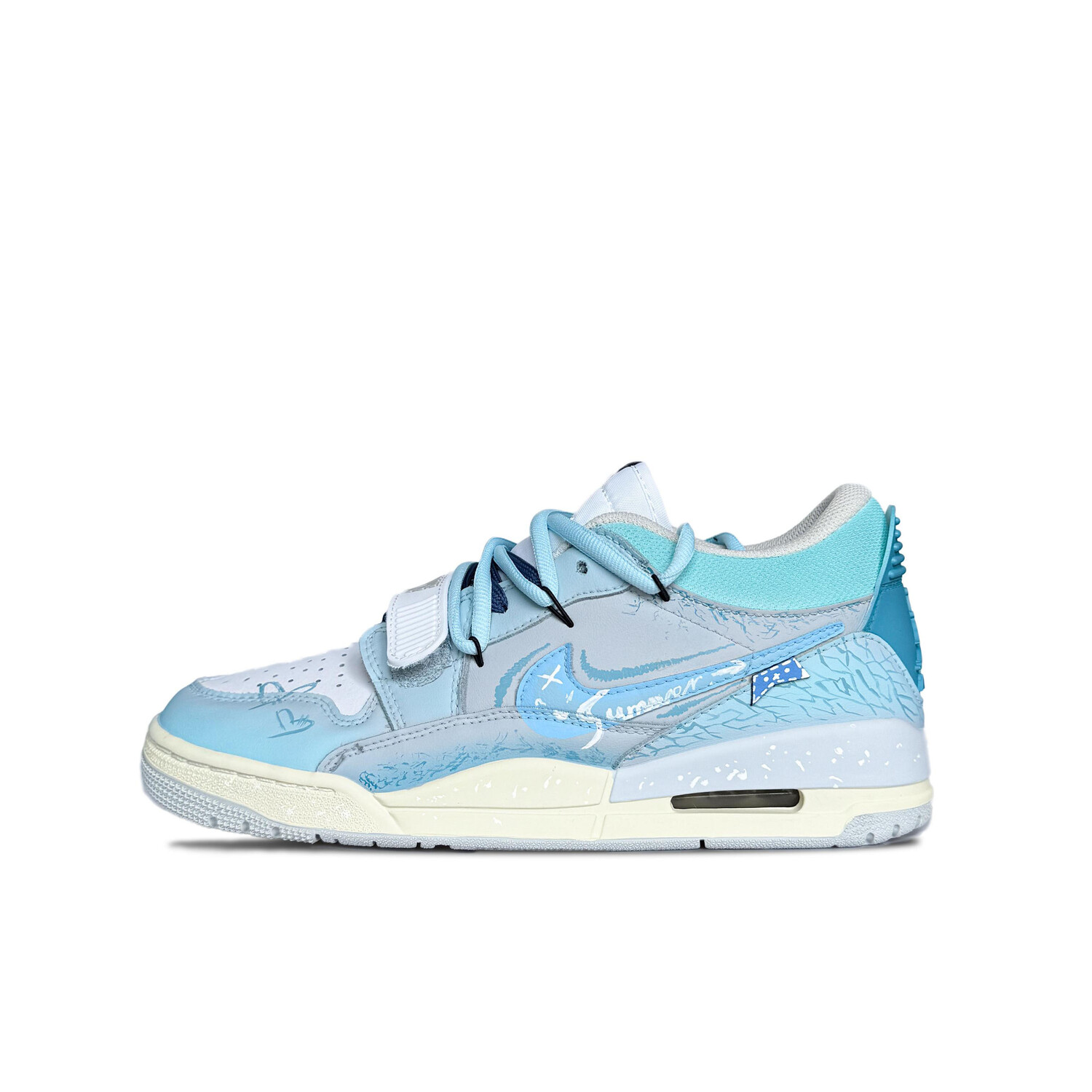 

Баскетбольные кроссовки Legacy 312 Vintage Men Low-Top Off-White/Blue/Light Grey Jordan