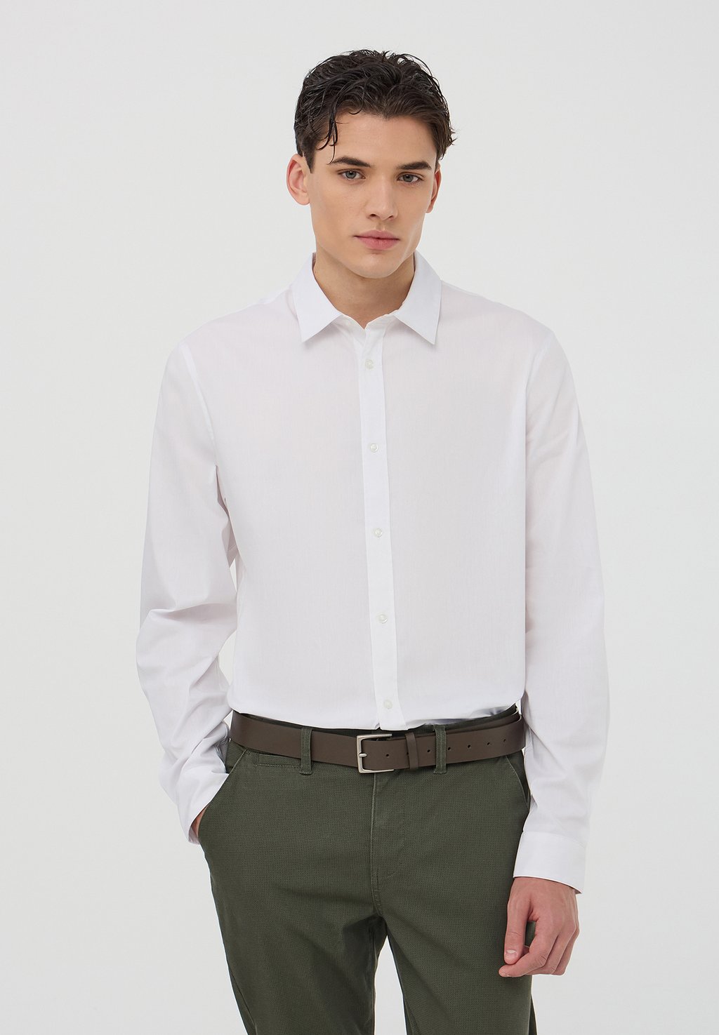 

Элегантная рубашка POPLIN Terranova, слоновая кость