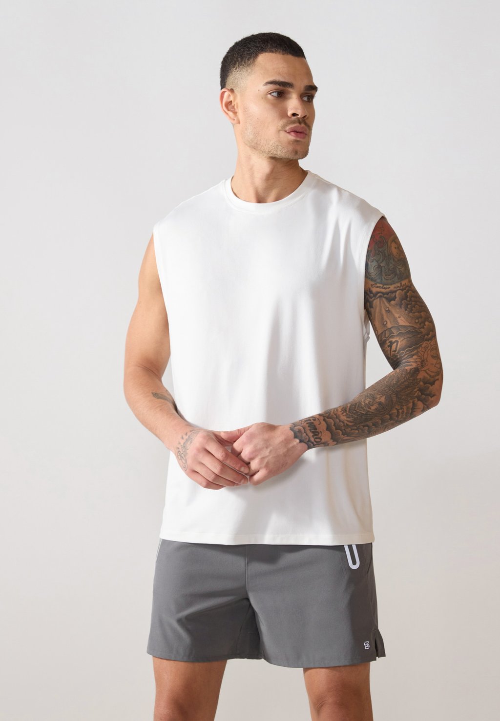 

Топ Pier One Sport, молочный