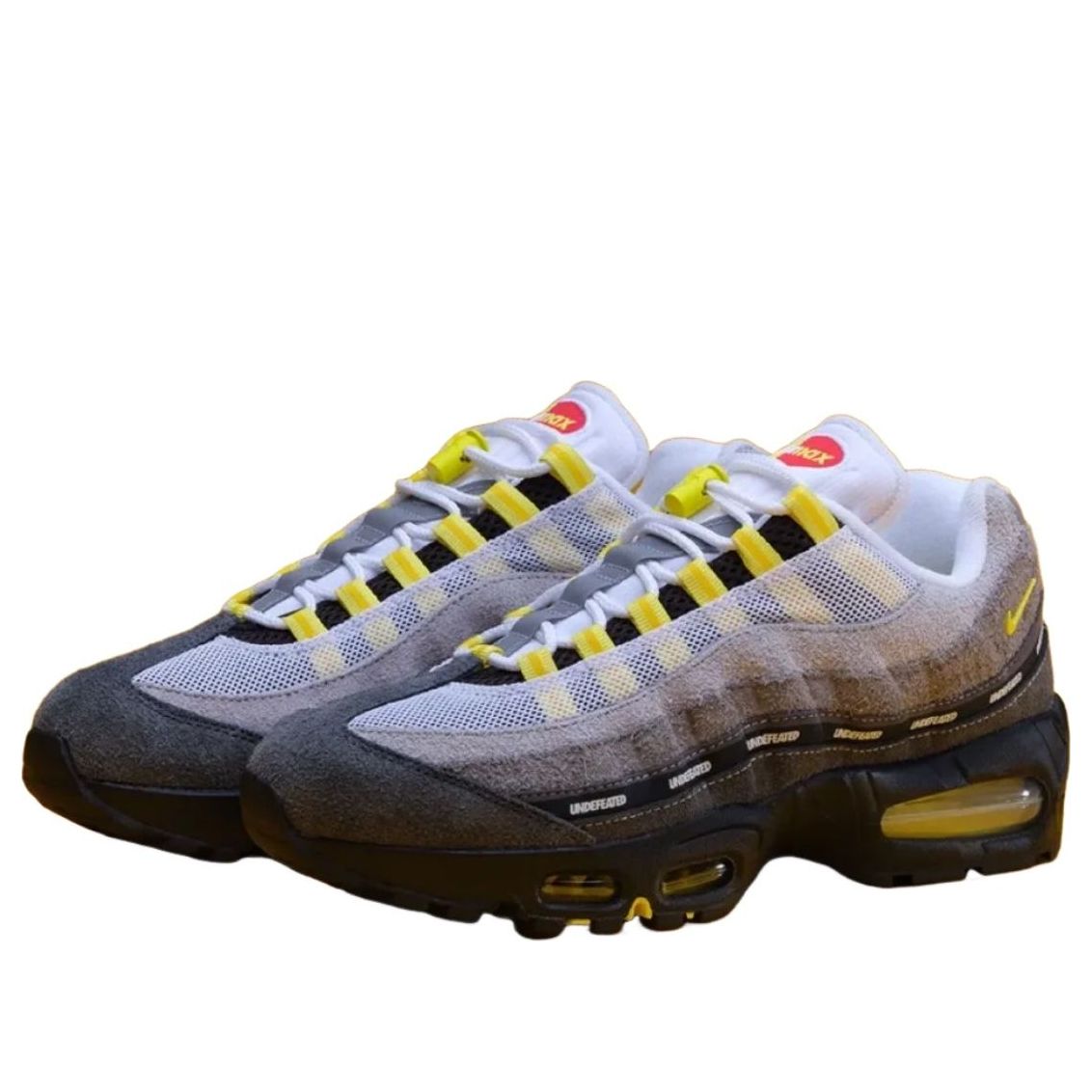 Кроссовки Nike x Undefeated Air Max 95 'Opti Yellow' — фото 2