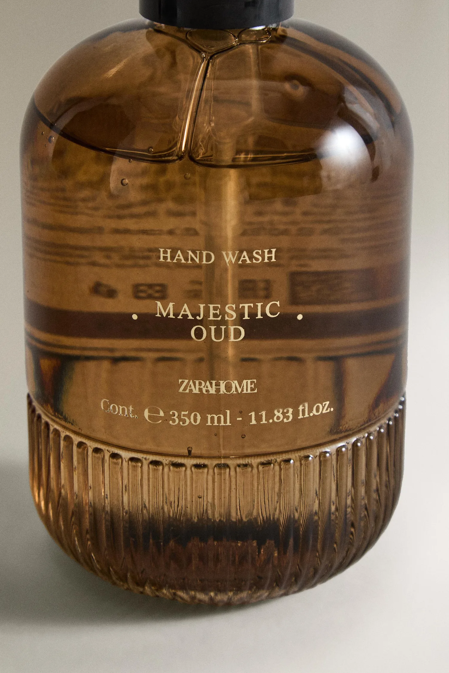 (350 мл) жидкое мыло для рук majestic oud Zara, темно-коричневый — фото 4