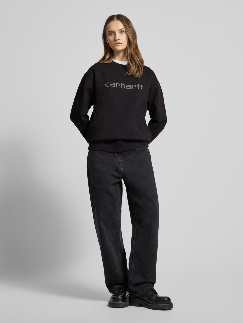 

Толстовка оверсайз с отделкой стразами, модель «Rivet» Carhartt Work In Progress, черный