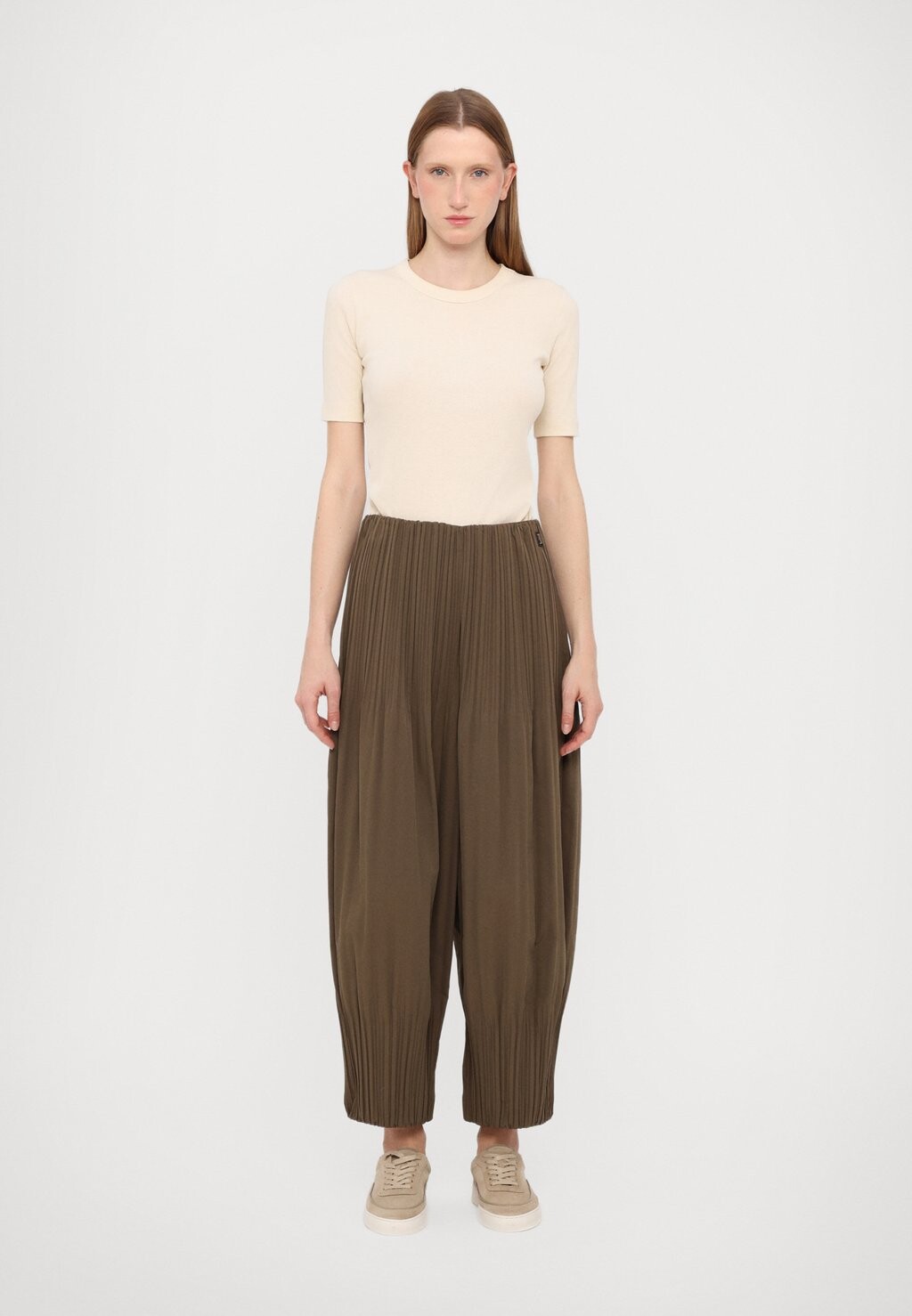 

Брюки TROUSER Armani Exchange, коричневый