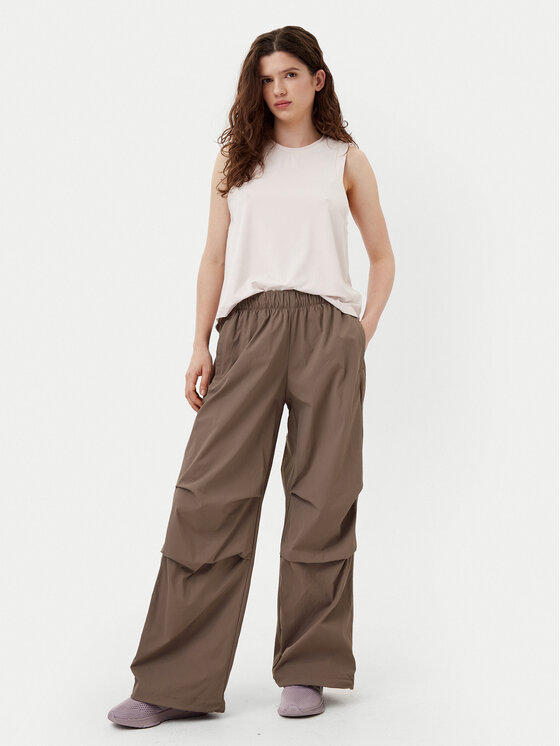 Свободные спортивные штаны Essentials Ripstop JD0783 Adidas, бежевый — фото 2