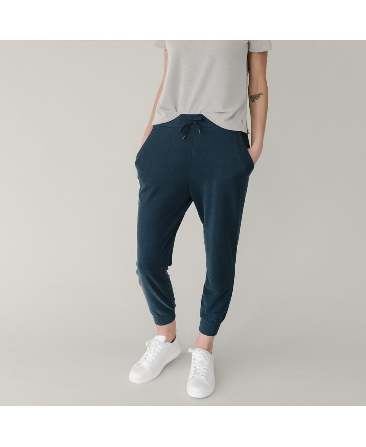 

Женские брюки-джоггеры из современного модала Cozy Earth, темно-синий